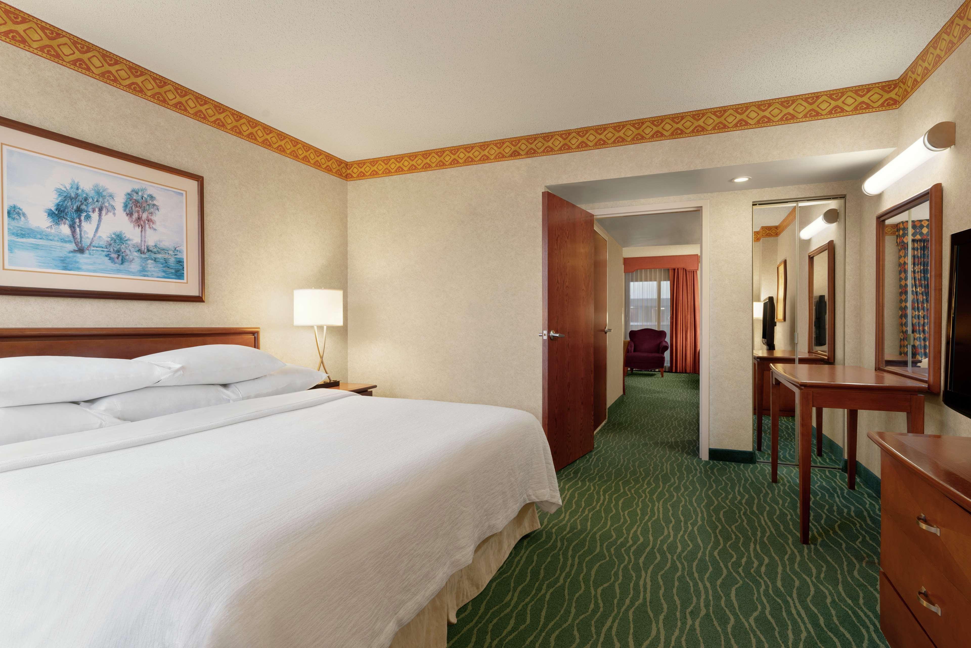 Embassy - Usf / Busch Gardens 3*