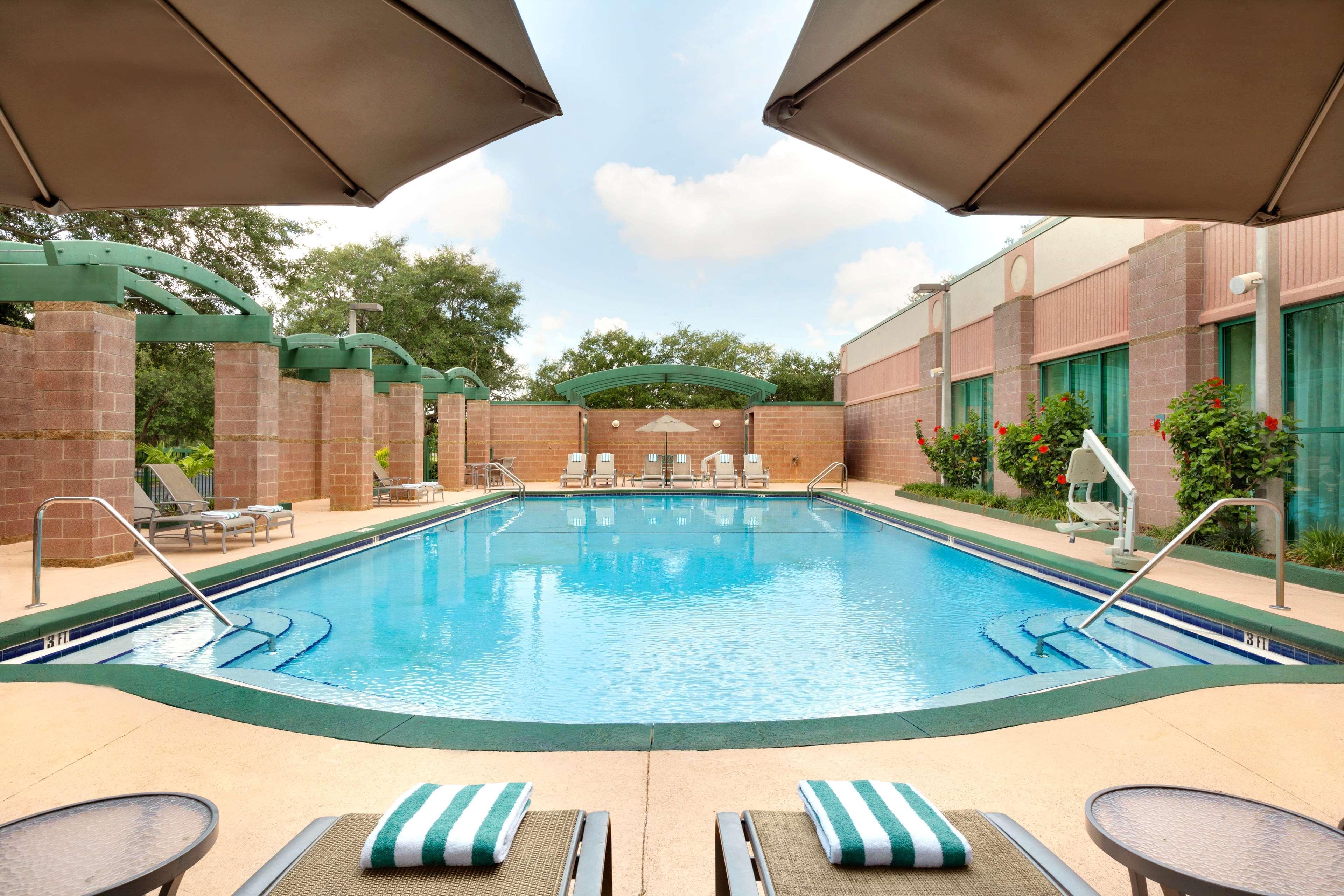 Embassy - Usf / Busch Gardens 3*