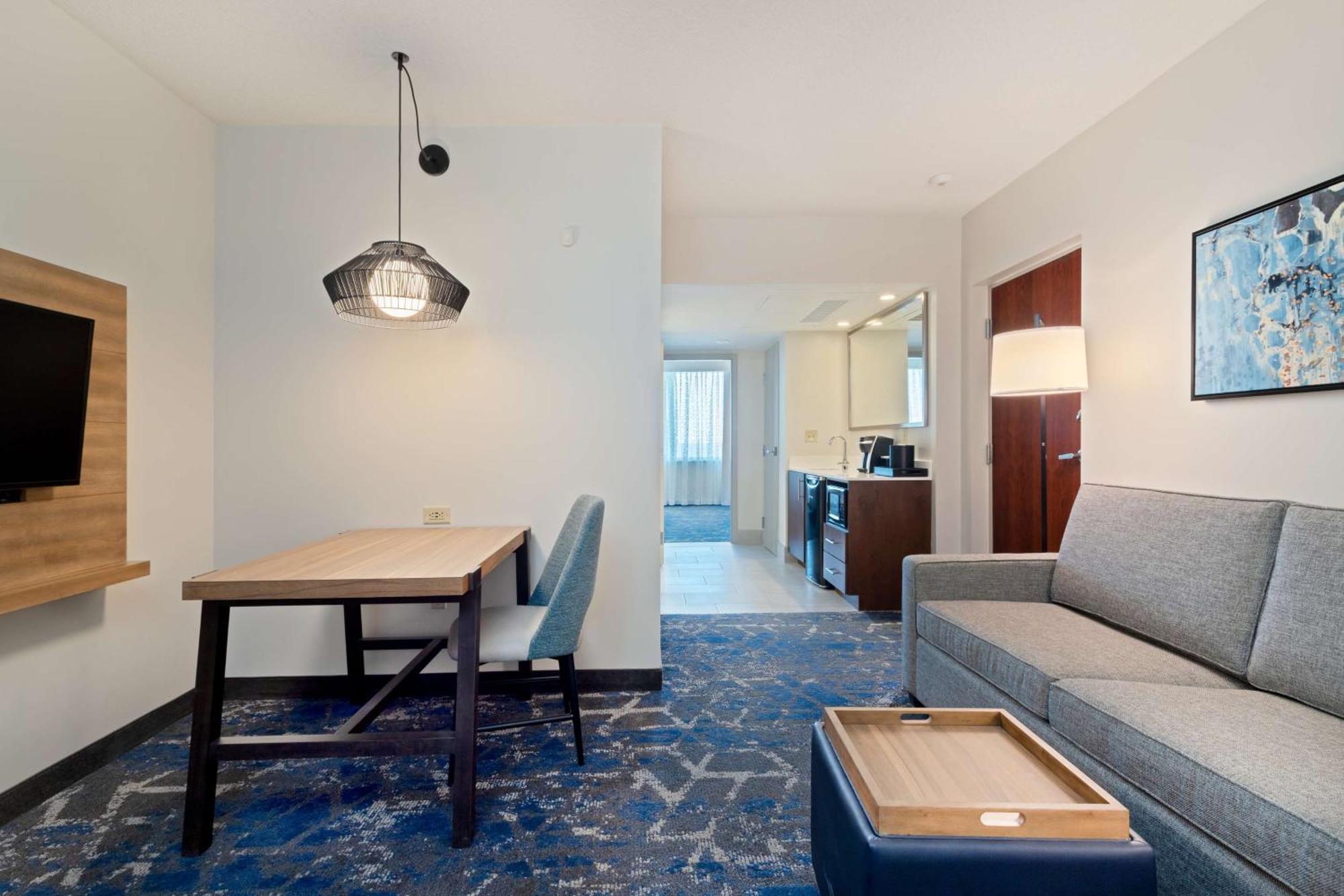Embassy - Usf / Busch Gardens Hotel Tampa
