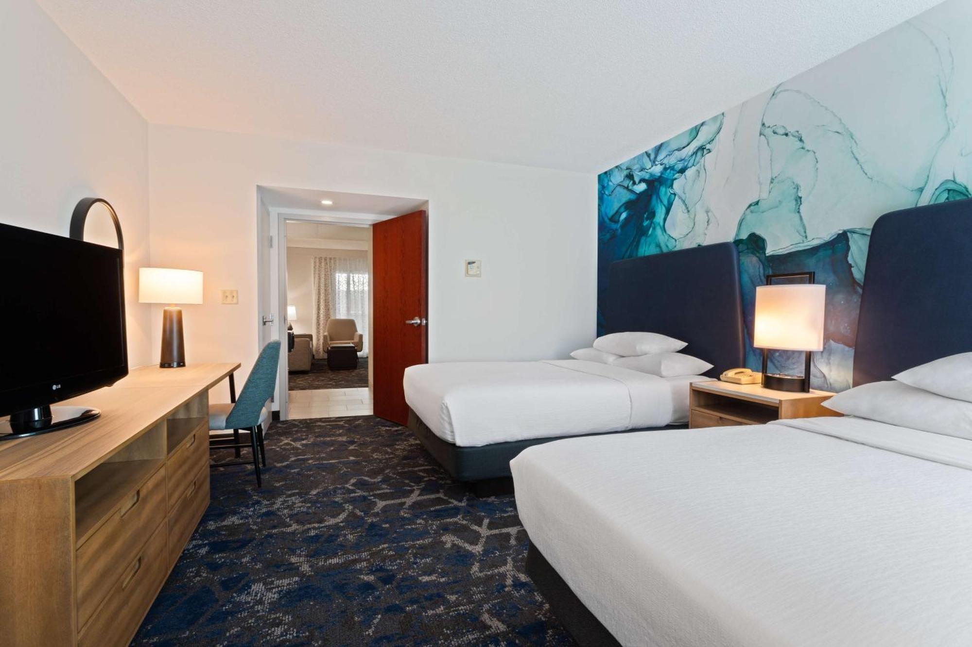 Hotel Embassy - Usf / Busch Gardens 3*