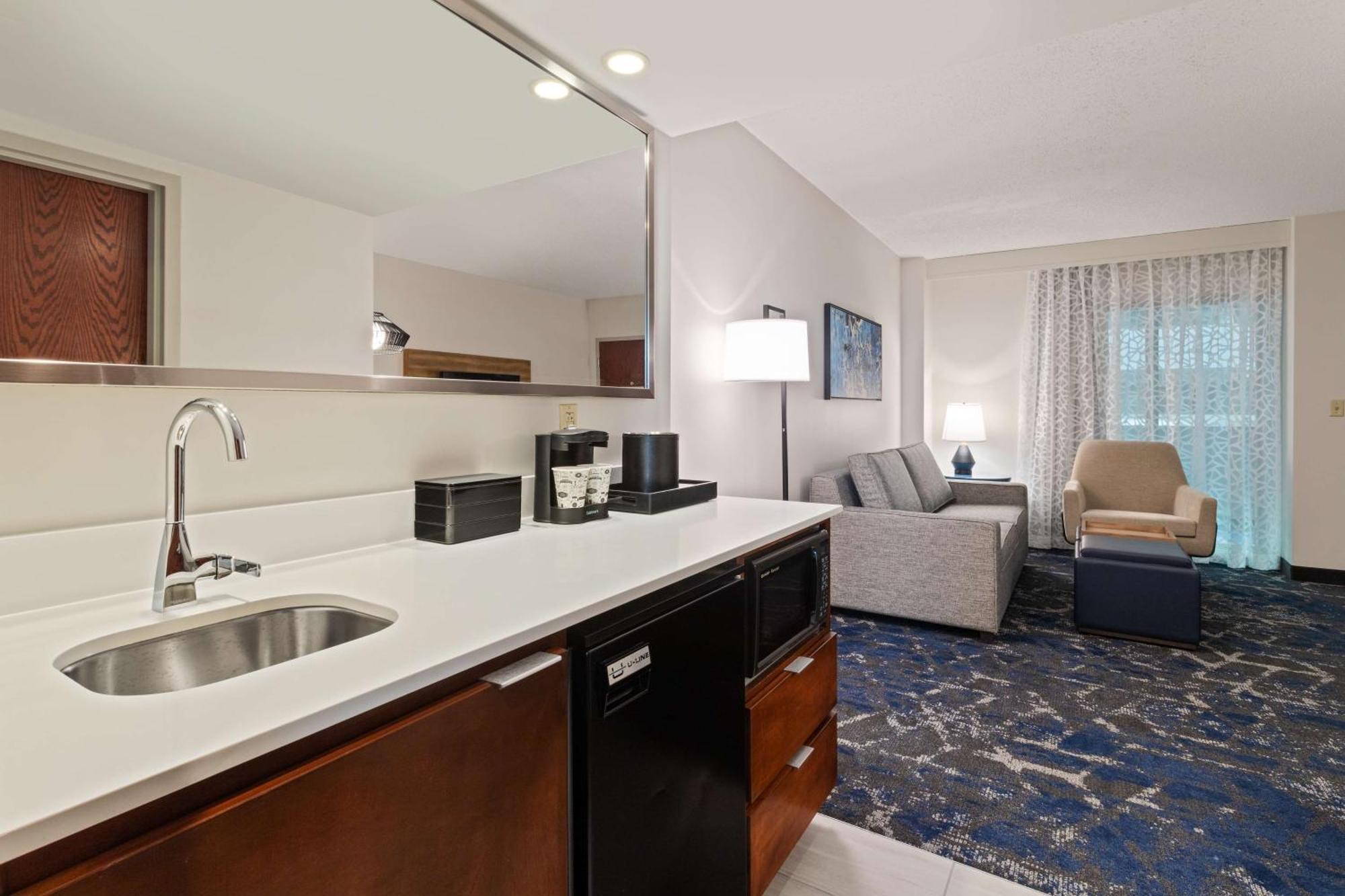 Embassy - Usf / Busch Gardens Hotel Tampa