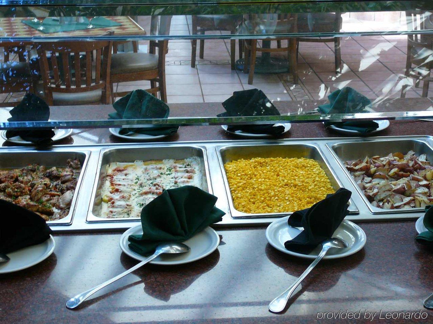 Embassy - Usf / Busch Gardens 3*