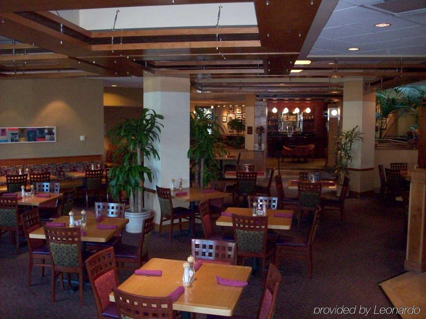 Embassy - Usf / Busch Gardens 3*